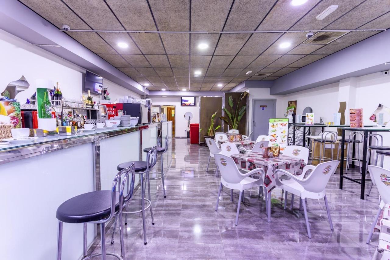 Hostal Ciudad Jardin Málaga Eksteriør bilde