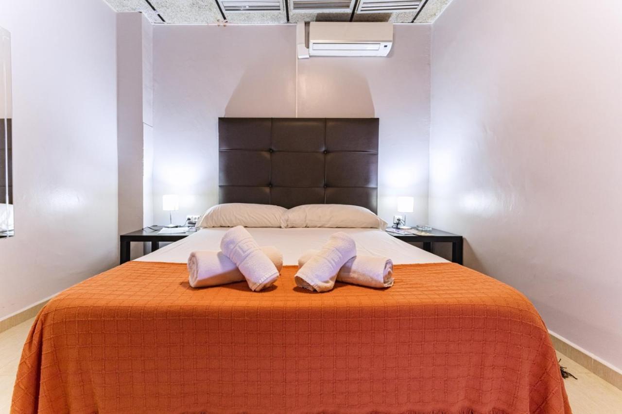Hostal Ciudad Jardin Málaga Eksteriør bilde