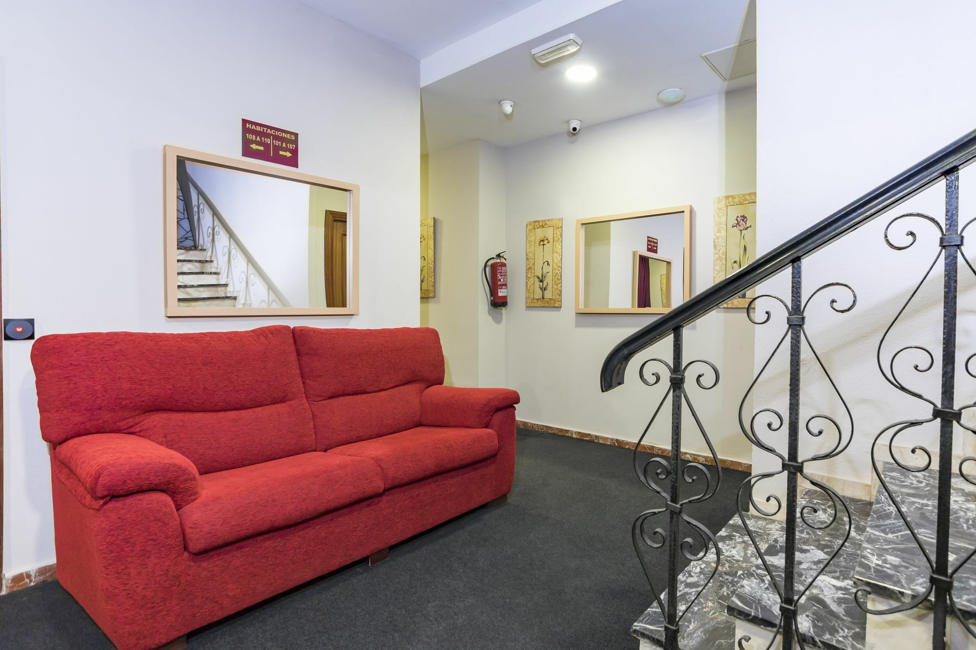 Hostal Ciudad Jardin Málaga Eksteriør bilde